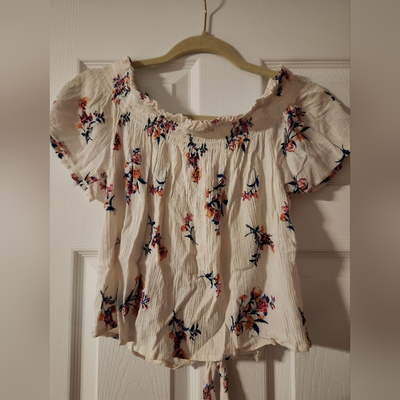 Floral off shoulder blouse - Picture 4 of 5